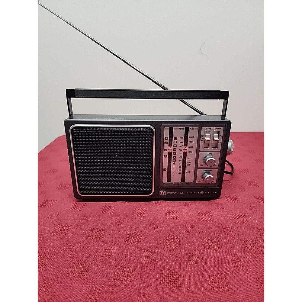 Vintage TV Sound Radio 4 Band TV/WB/AM/FM Dual Power Tested Working